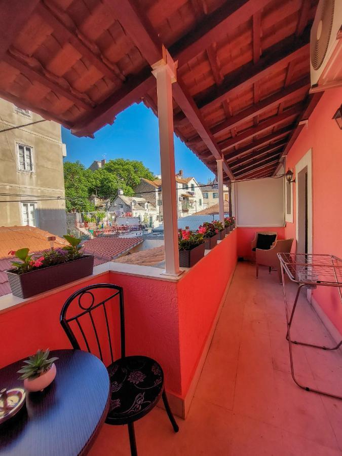 Apartment Dalmatino Split Ngoại thất bức ảnh